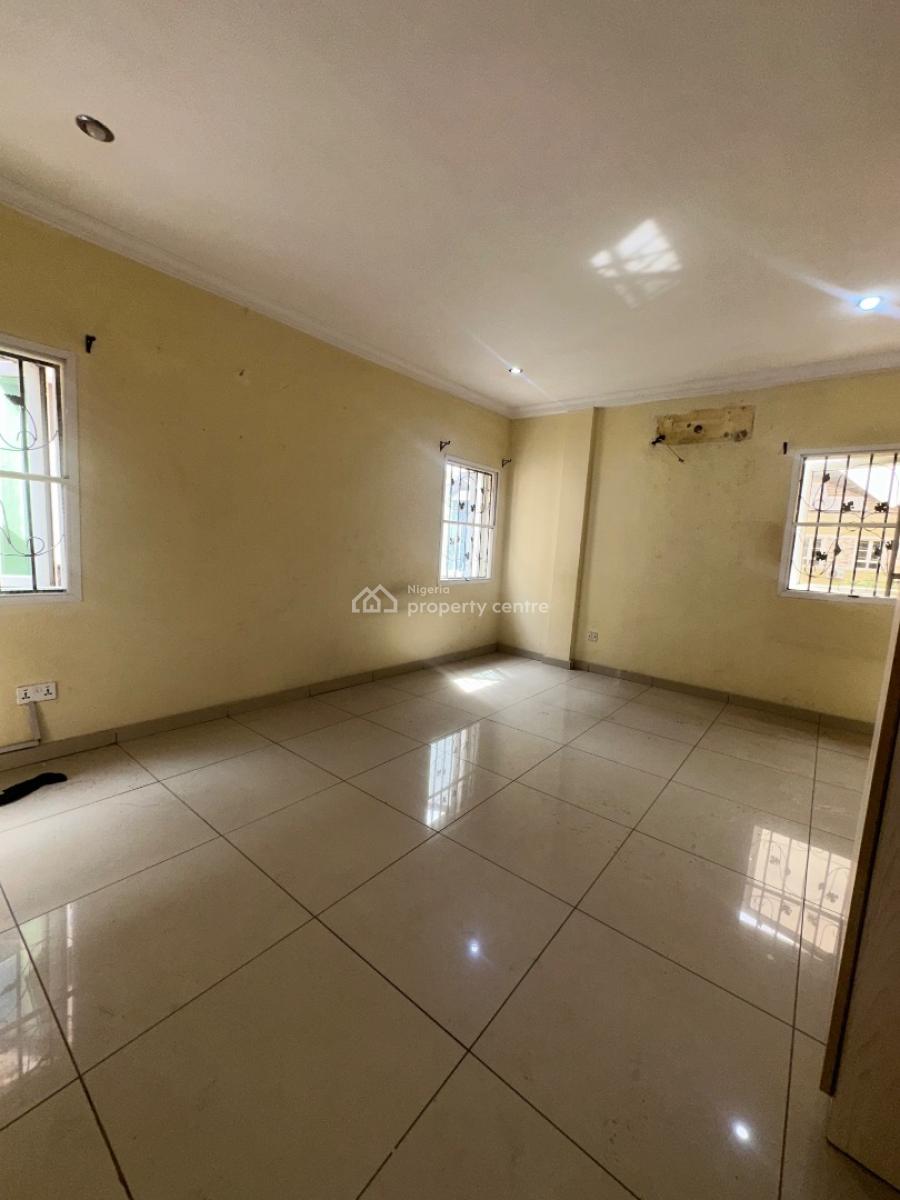 Massive and Specious 3 Bedroom Apartment, Idado, Lekki, Lagos, Flat / Apartment for Rent