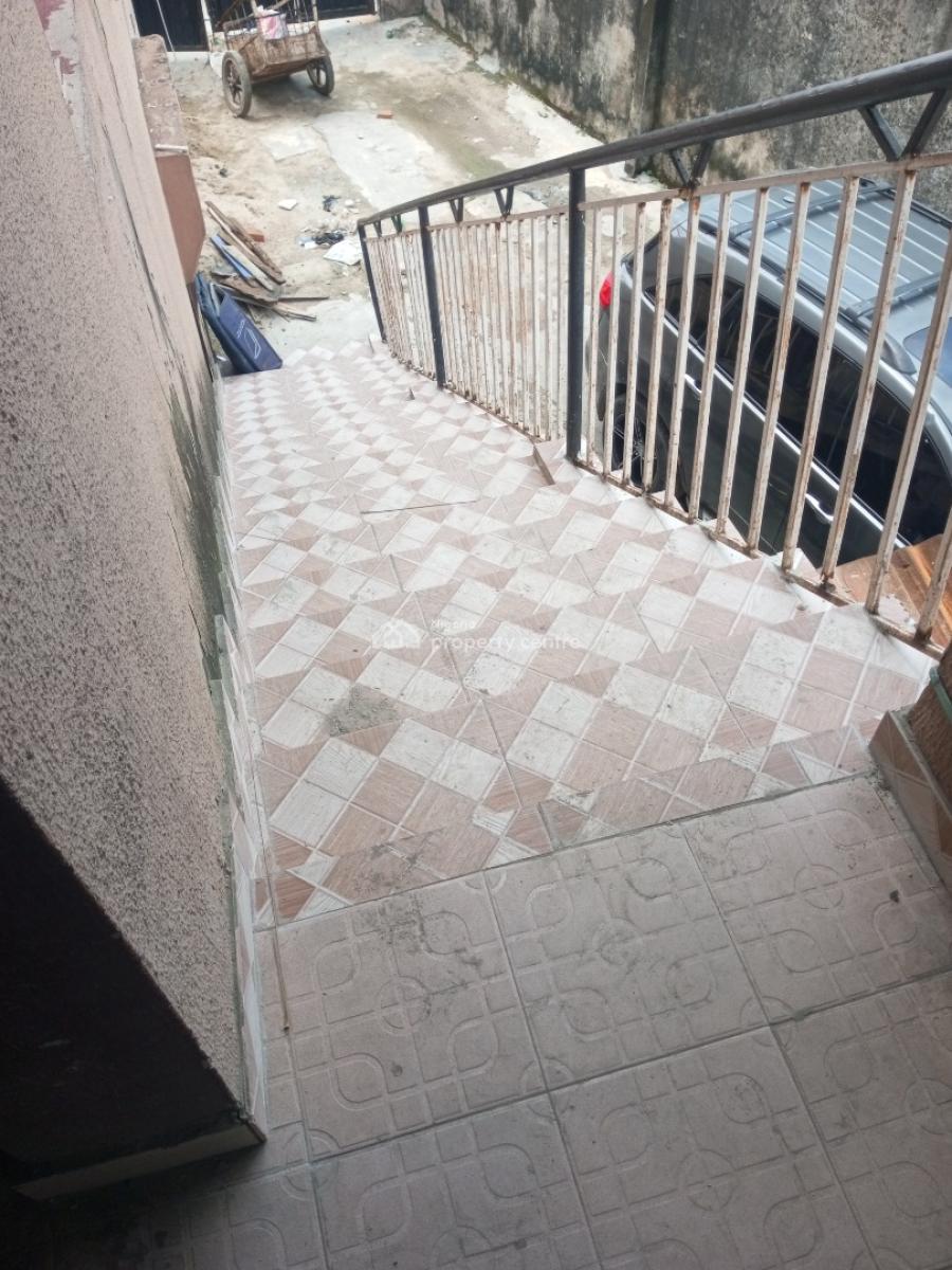 Newly Renovated 2 Bedroom Upstairs Facing The Road, Ado, Ajah, Lagos, Flat / Apartment for Rent