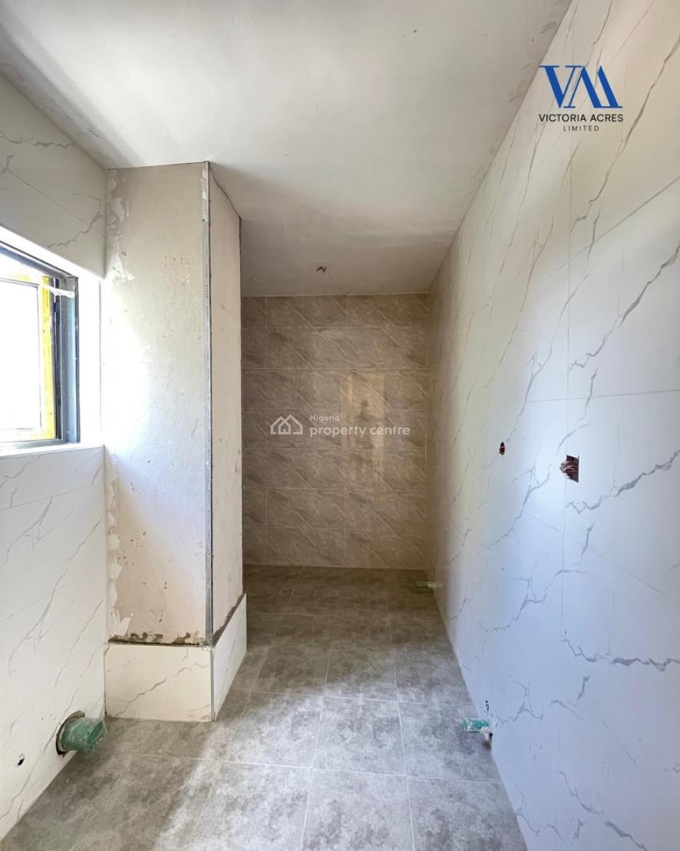 Lovely 3 Bedroom Maisonette with Bq, Lekki Phase 1, Lekki Phase 1, Lekki, Lagos, Detached Duplex for Sale