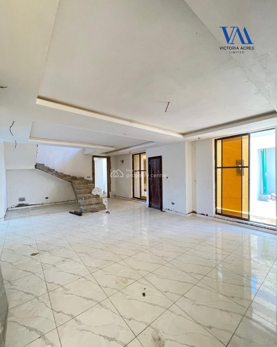 Lovely 3 Bedroom Maisonette with Bq, Lekki Phase 1, Lekki Phase 1, Lekki, Lagos, Detached Duplex for Sale