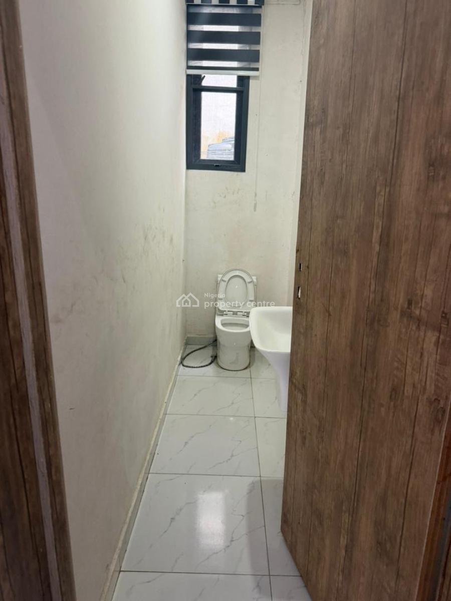 a Tastefully Finished 2-bedroom Apartment, Van Daniels Estate, Lekki Conservation Area, Lekki, Lagos, Flat / Apartment for Rent