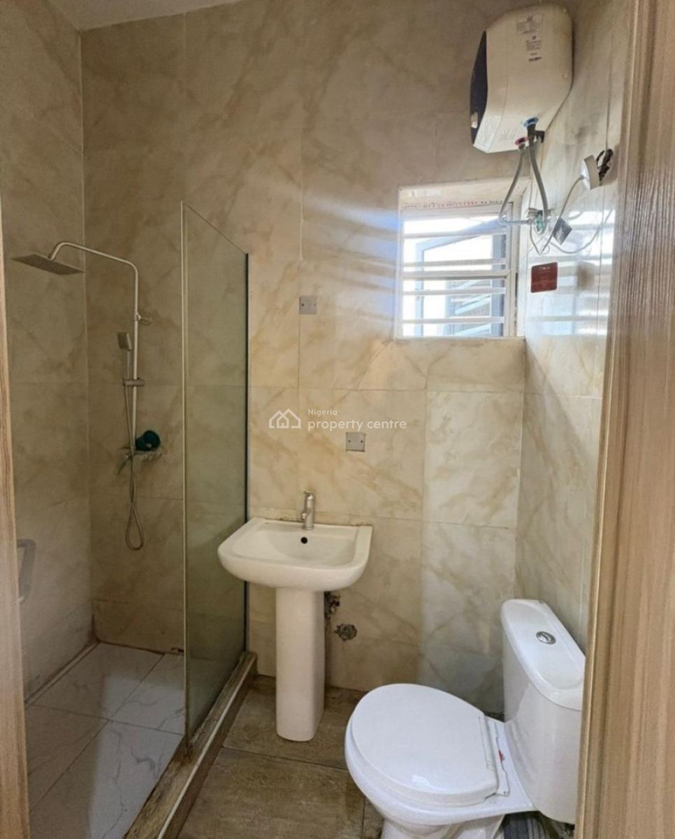Semi Masters Upstairs, Orchid Road, Ikota, Lekki, Lagos, Self Contain (single Rooms) for Rent