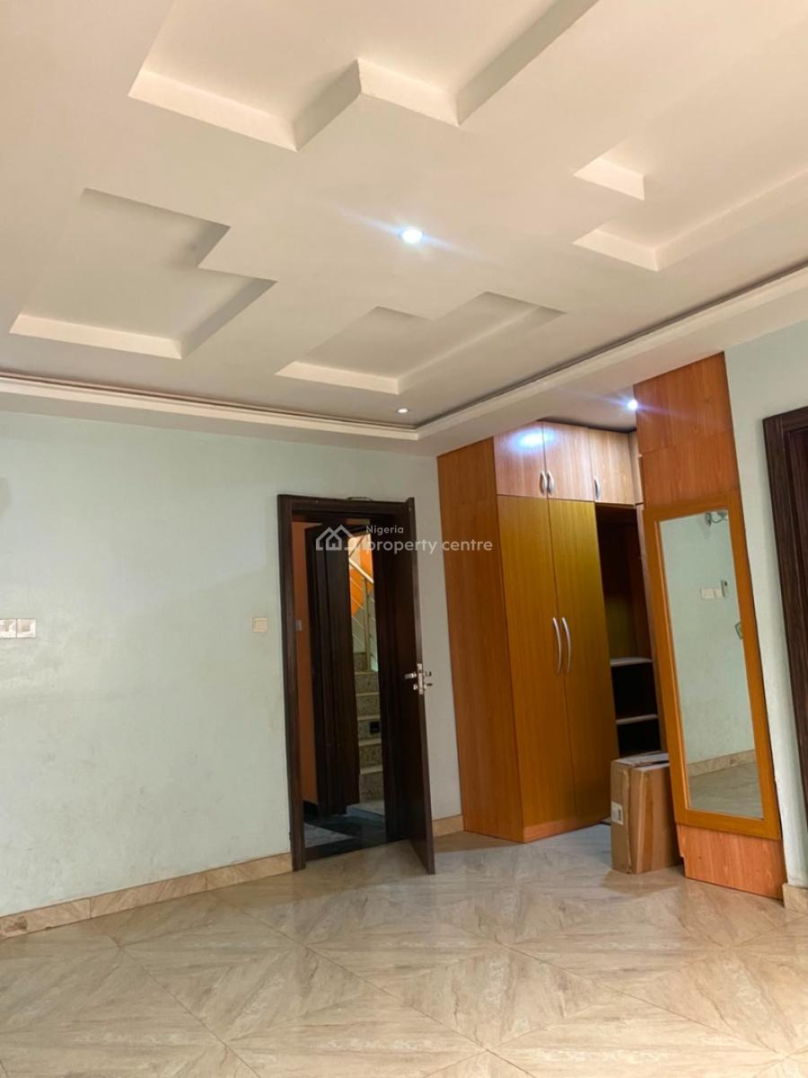 5-bedroom Terrace Duplex (penthouse), Guzape District, Abuja, Terraced Duplex for Rent