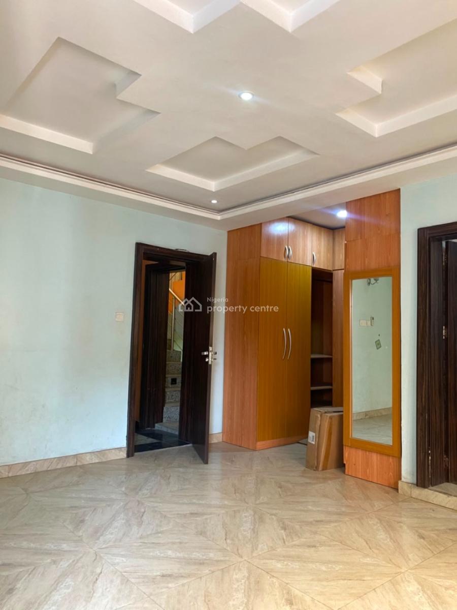 5-bedroom Terrace Duplex (penthouse), Guzape District, Abuja, Terraced Duplex for Rent