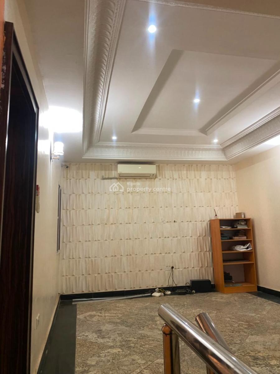 5-bedroom Terrace Duplex (penthouse), Guzape District, Abuja, Terraced Duplex for Rent