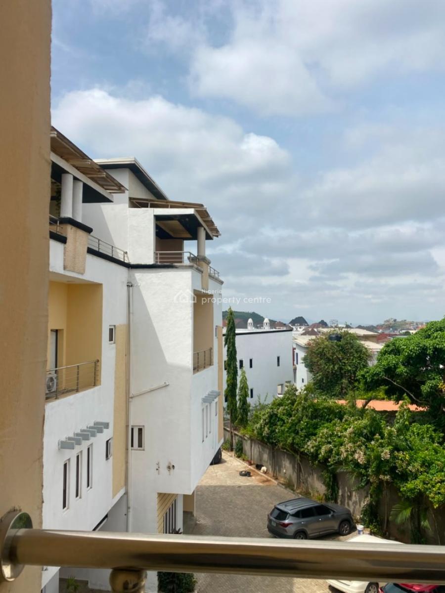 5-bedroom Terrace Duplex (penthouse), Guzape District, Abuja, Terraced Duplex for Rent