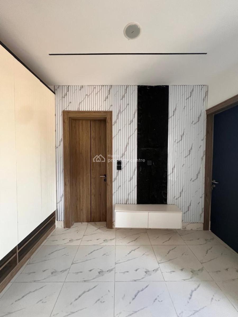Luxury 1 Bedroom Apartment, Lekki Phase 1, Lekki, Lagos, House for Sale
