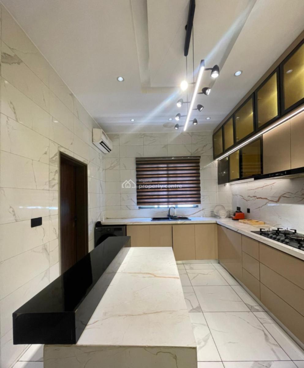 Luxury Four Bedroom Townhouse with Excellent Facilities, Off Fola Osebo, Lekki Phase 1, Lekki, Lagos, House for Sale