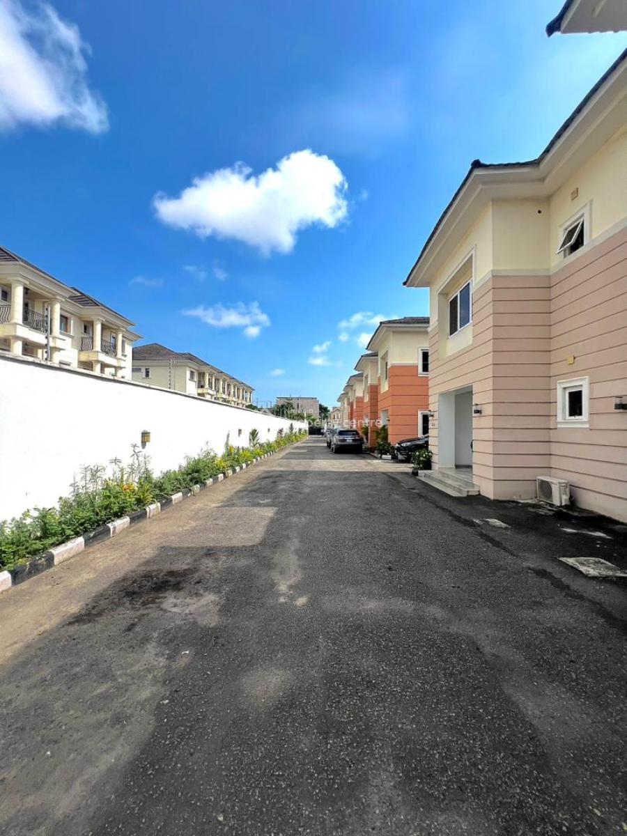 Luxurious Bedroom Semi-detached Duplex with 2 Bedroom Bq, Lekki Phase 1, Lekki, Lagos, Semi-detached Duplex for Rent