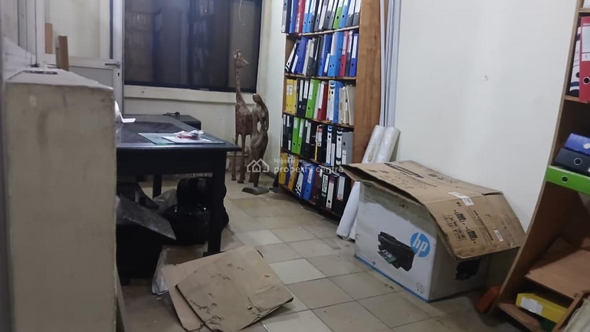 Well Maintained 5 Bedroom Semi Detached House with a Room Bq, Lekki Phase 1, Lekki, Lagos, Commercial Property for Rent