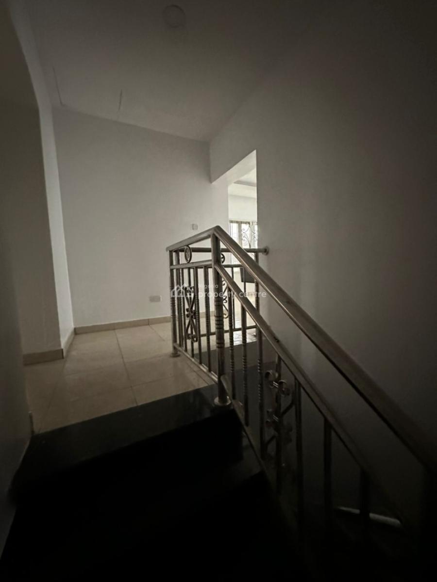 3 Bedroom Apartment, Lekki Phase 2, Lekki, Lagos, Flat / Apartment for Rent