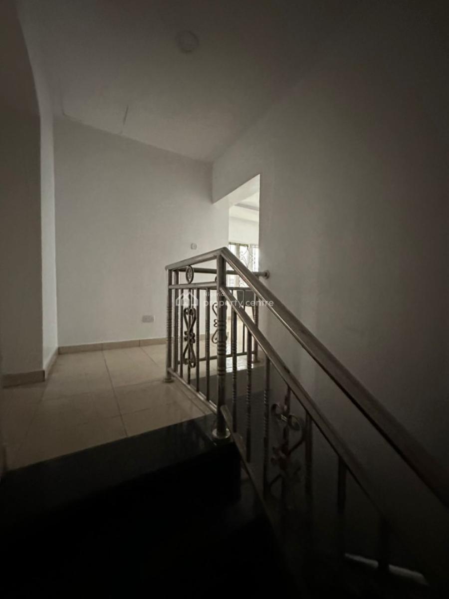 3 Bedroom Apartment, Lekki Phase 2, Lekki, Lagos, Flat / Apartment for Rent