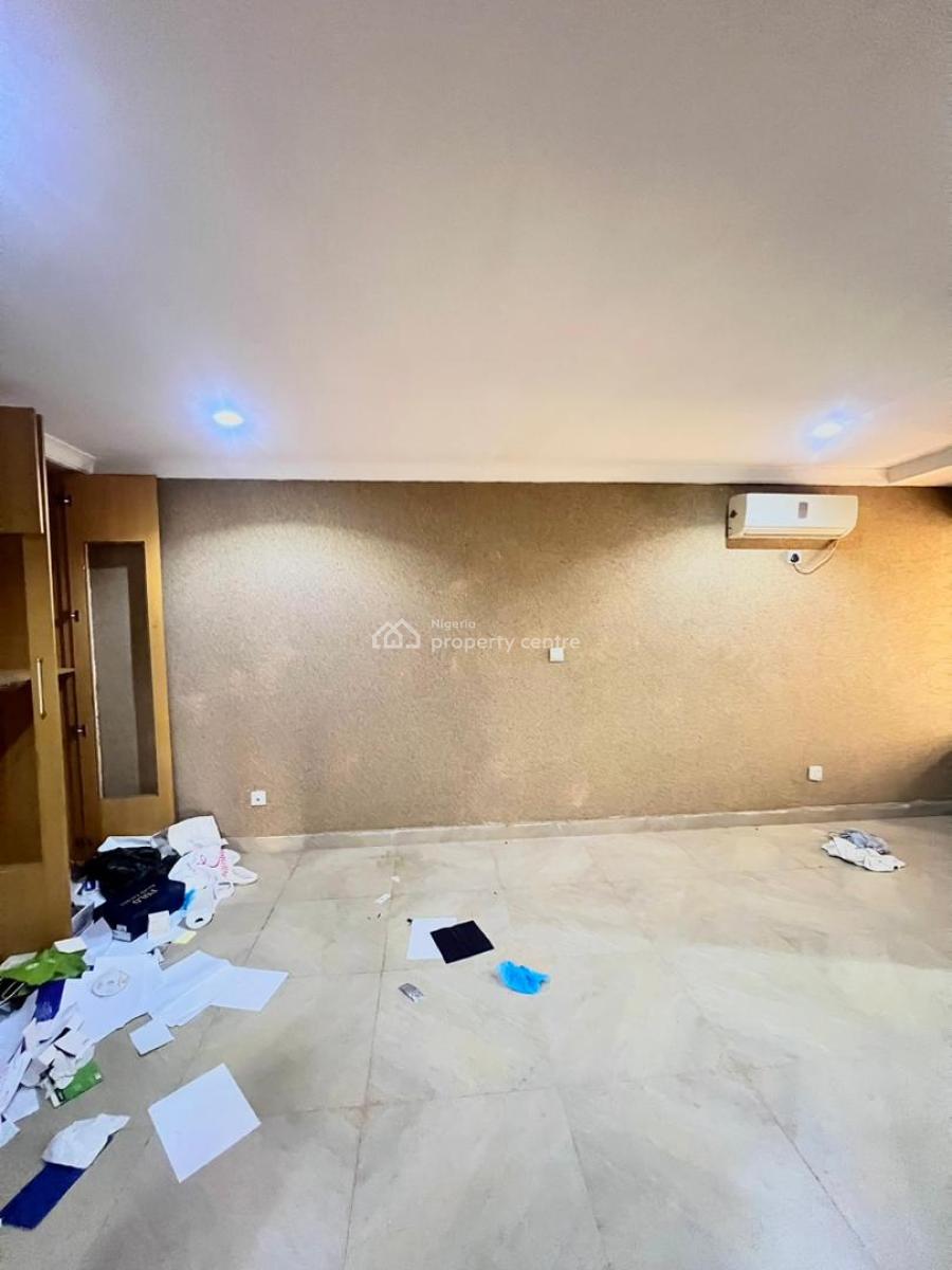 Premium 2 Bedroom Apartment with Gym & Swimming Pool, Lekki Phase 1, Lekki, Lagos, Flat / Apartment for Rent