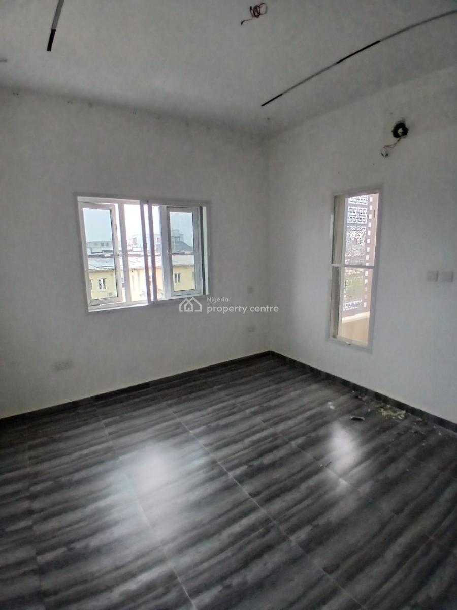 Serviced 3 Bedroom En-suite Maisonette with an Enclosed Fitted Kitchen, Ikate Elegushi, Lekki, Lagos, Flat / Apartment for Rent