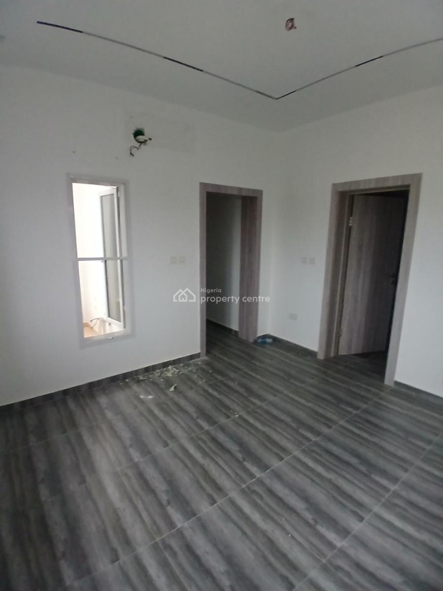 Serviced 3 Bedroom En-suite Maisonette with an Enclosed Fitted Kitchen, Ikate Elegushi, Lekki, Lagos, Flat / Apartment for Rent