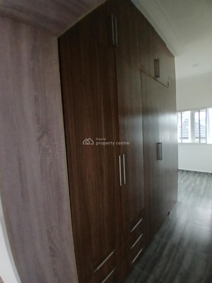 Serviced 3 Bedroom En-suite Maisonette with an Enclosed Fitted Kitchen, Ikate Elegushi, Lekki, Lagos, Flat / Apartment for Rent