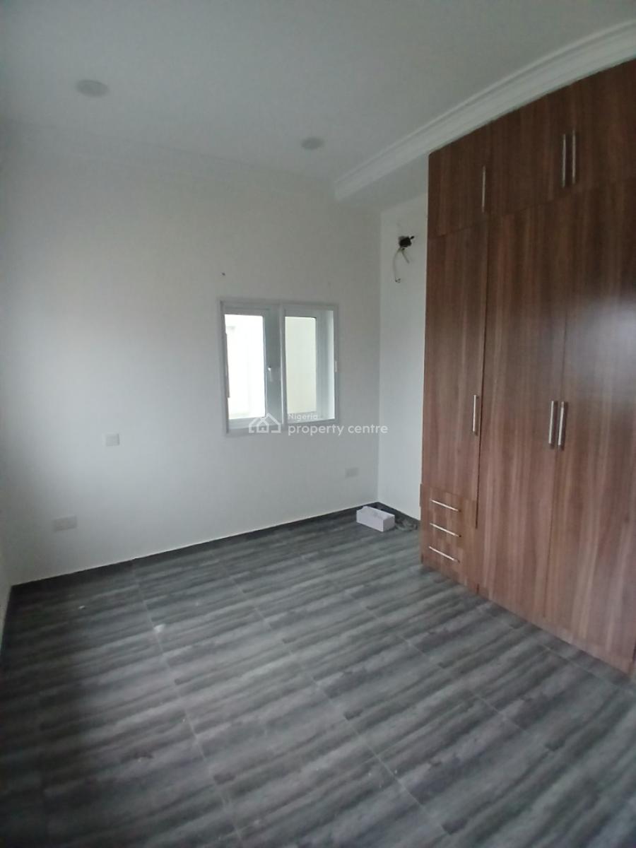 Serviced 3 Bedroom En-suite Maisonette with an Enclosed Fitted Kitchen, Ikate Elegushi, Lekki, Lagos, Flat / Apartment for Rent