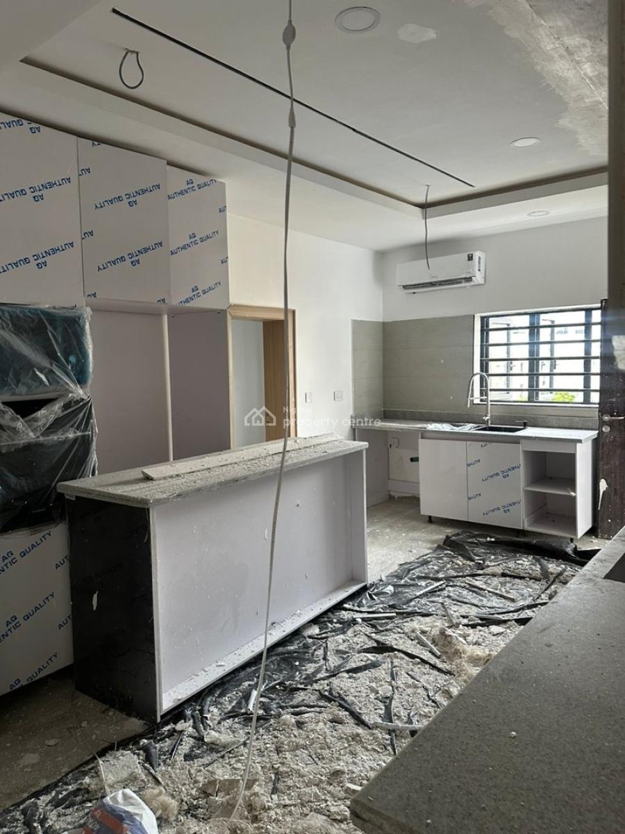 4 Bedroom Terrace Duplex in Lekki Phase 1, Lekki Phase 1, Lekki, Lagos, Terraced Duplex for Sale