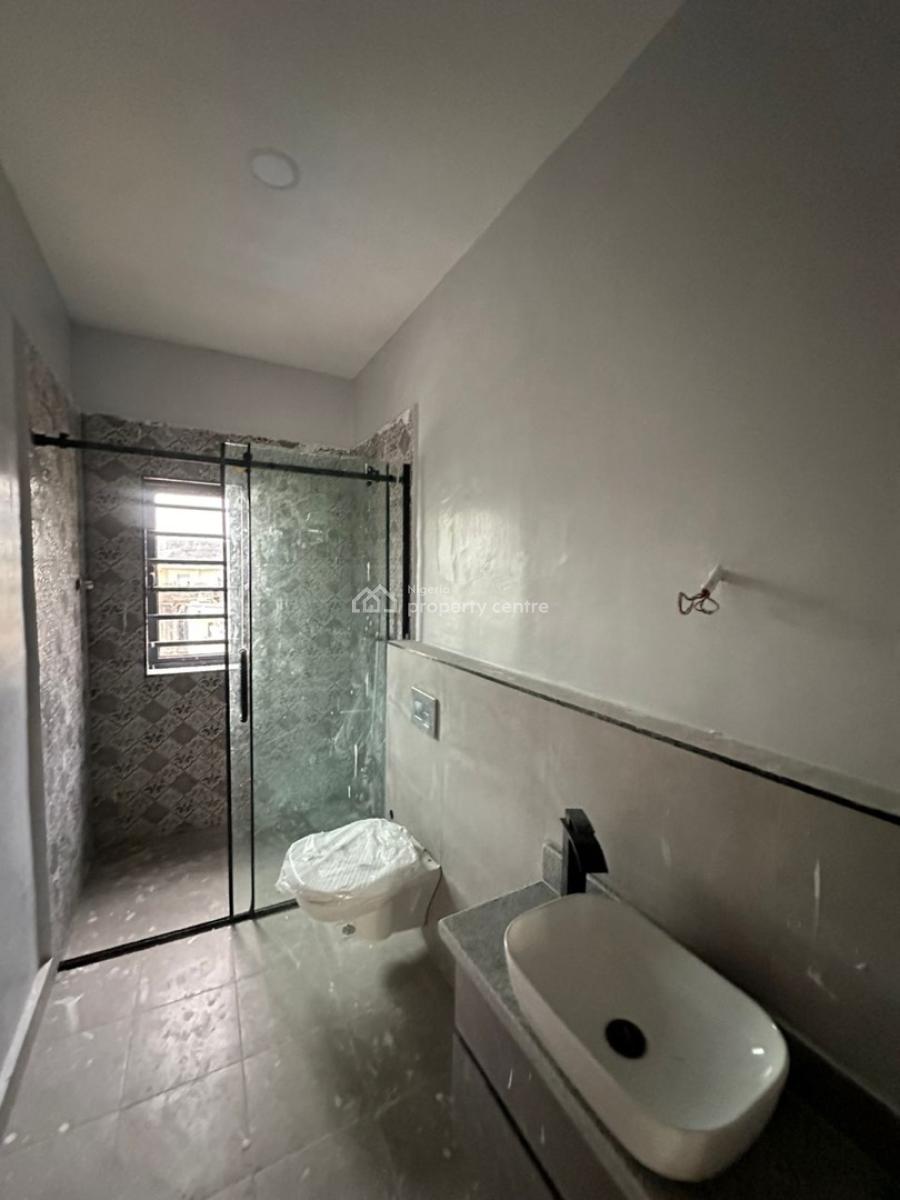 4 Bedroom Terrace Duplex in Lekki Phase 1, Lekki Phase 1, Lekki, Lagos, Terraced Duplex for Sale