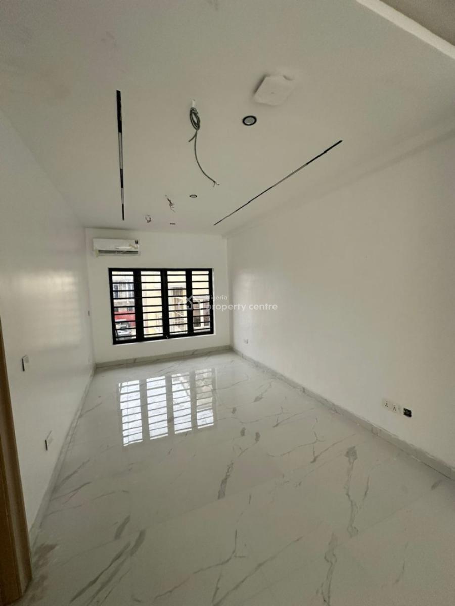 4 Bedroom Terrace Duplex in Lekki Phase 1, Lekki Phase 1, Lekki, Lagos, Terraced Duplex for Sale