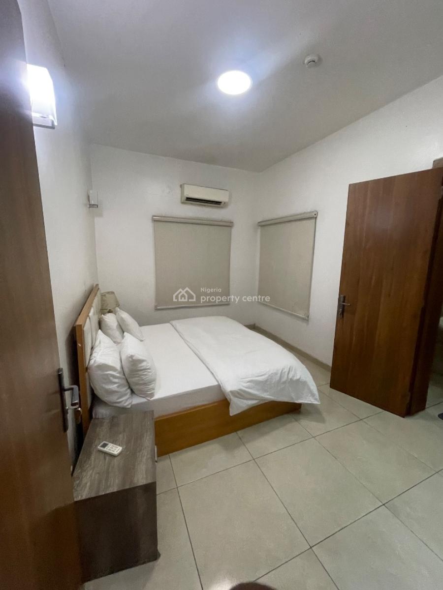 Fully Furnished, Elegant, Serviced, Exquisite 2 Bedroom Apartment, Utako, Abuja, Flat / Apartment for Rent