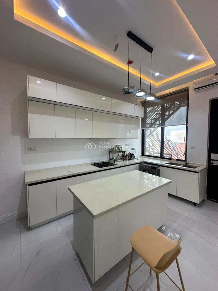 3 Bedroom Apartment in Lekki Phase 1, Lekki Phase 1, Lekki, Lagos, Flat / Apartment for Sale
