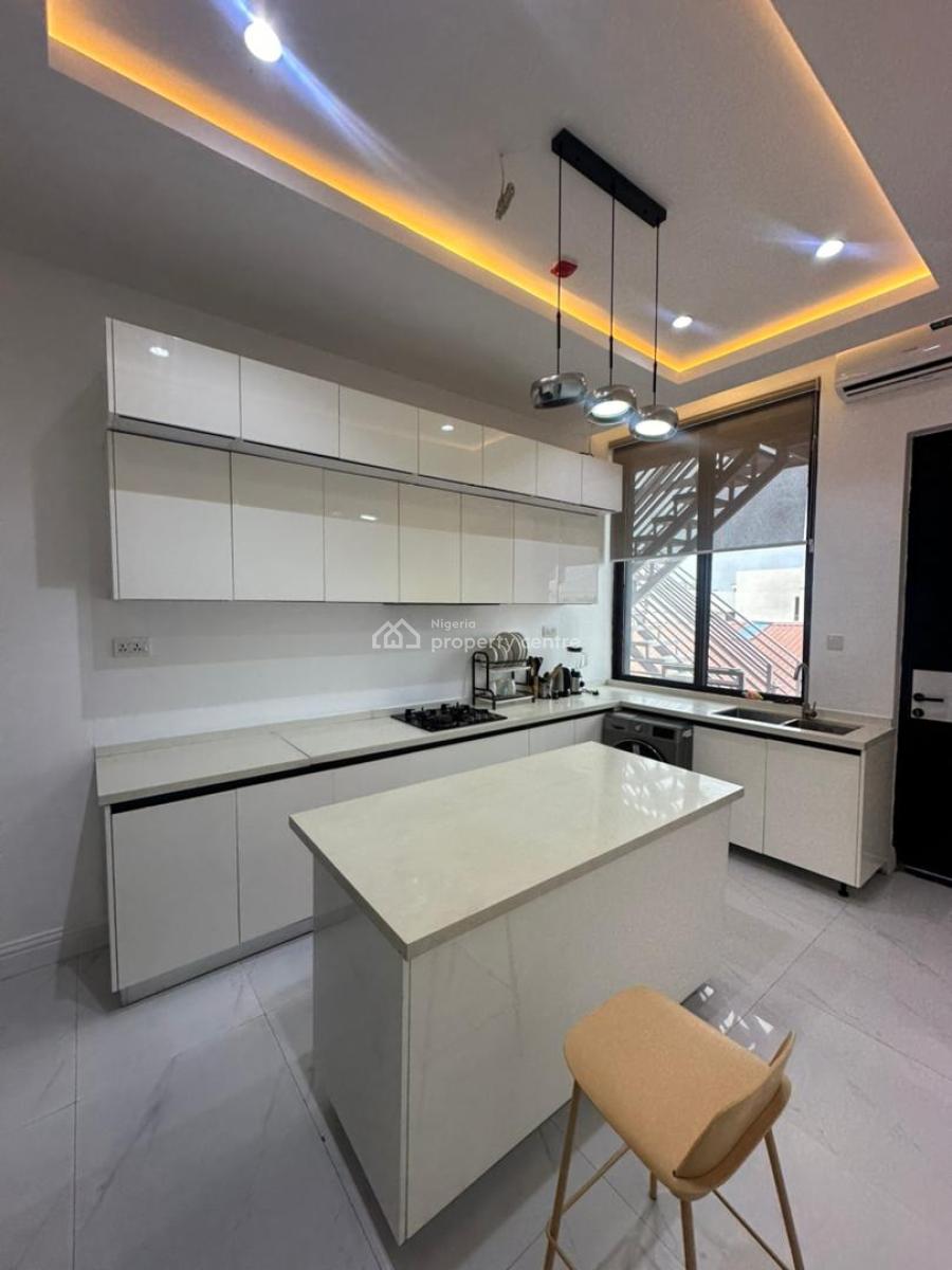 3 Bedroom Apartment in Lekki Phase 1, Lekki Phase 1, Lekki, Lagos, Flat / Apartment for Sale