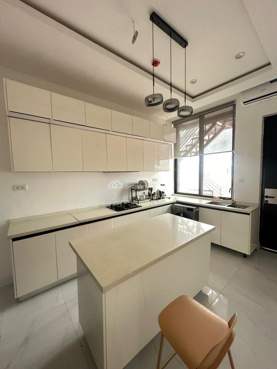 3 Bedroom Apartment in Lekki Phase 1, Lekki Phase 1, Lekki, Lagos, Flat / Apartment for Sale
