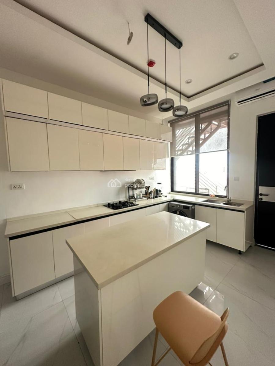 3 Bedroom Apartment in Lekki Phase 1, Lekki Phase 1, Lekki, Lagos, Flat / Apartment for Sale