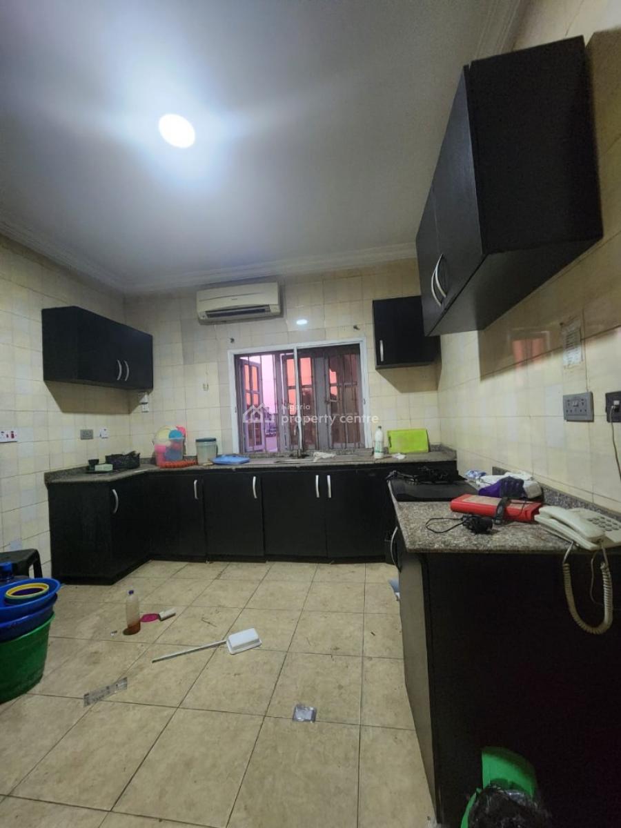 Luxury Three Bedroom with a Bq Available, Sabo, Yaba, Lagos, Flat / Apartment for Rent