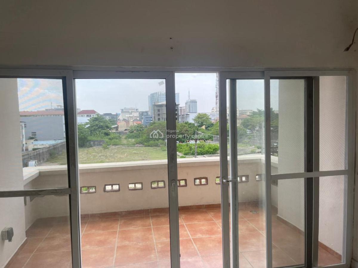 Serviced 2 Bedroom En-suite Flat with an Open Fitted Kitchen Cabinets, Oniru, Victoria Island (vi), Lagos, Flat / Apartment for Rent