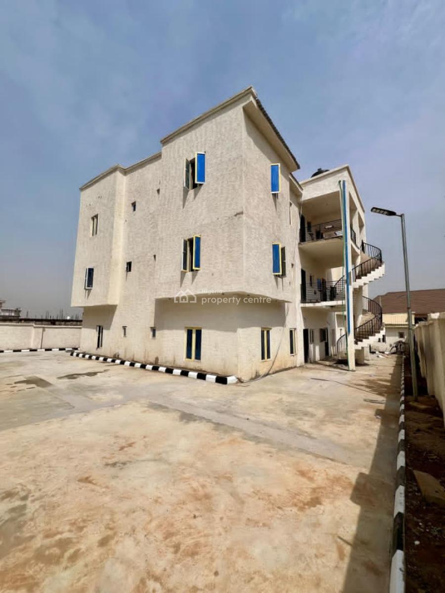 Luxury Spacious 2bedroom En-suite Flat Carcass, By Gishiri, Katampe (main), Katampe, Abuja, Block of Flats for Sale