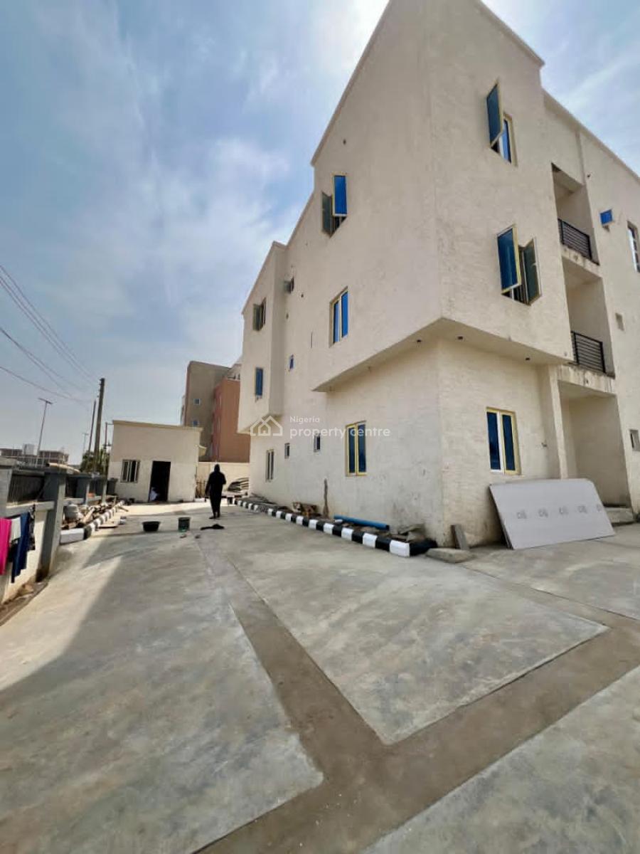 Luxury Spacious 2bedroom En-suite Flat Carcass, By Gishiri, Katampe (main), Katampe, Abuja, Block of Flats for Sale
