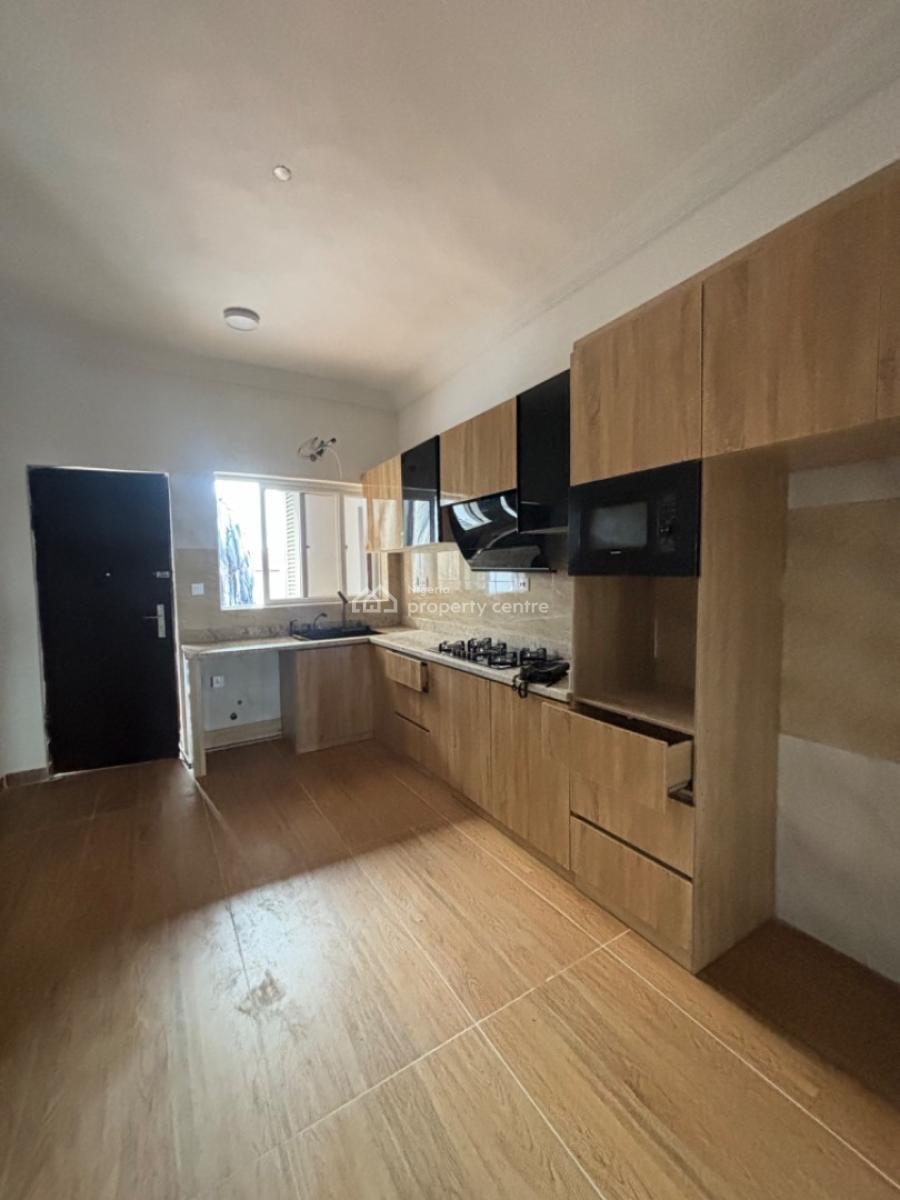 Very Spacious 3 Bedroom Maisonette with a Bq, Lekki Phase 1, Lekki, Lagos, House for Sale