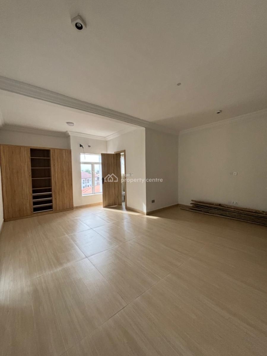 Very Spacious 3 Bedroom Maisonette with a Bq, Lekki Phase 1, Lekki, Lagos, House for Sale