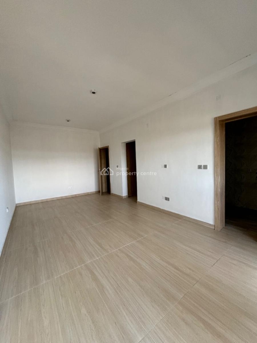 Very Spacious 3 Bedroom Maisonette with a Bq, Lekki Phase 1, Lekki, Lagos, House for Sale