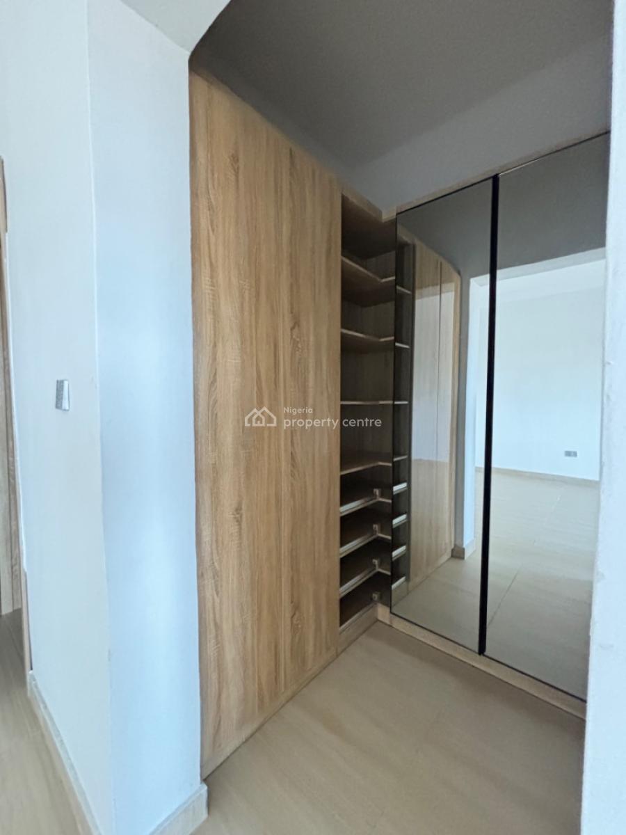 Very Spacious 3 Bedroom Maisonette with a Bq, Lekki Phase 1, Lekki, Lagos, House for Sale