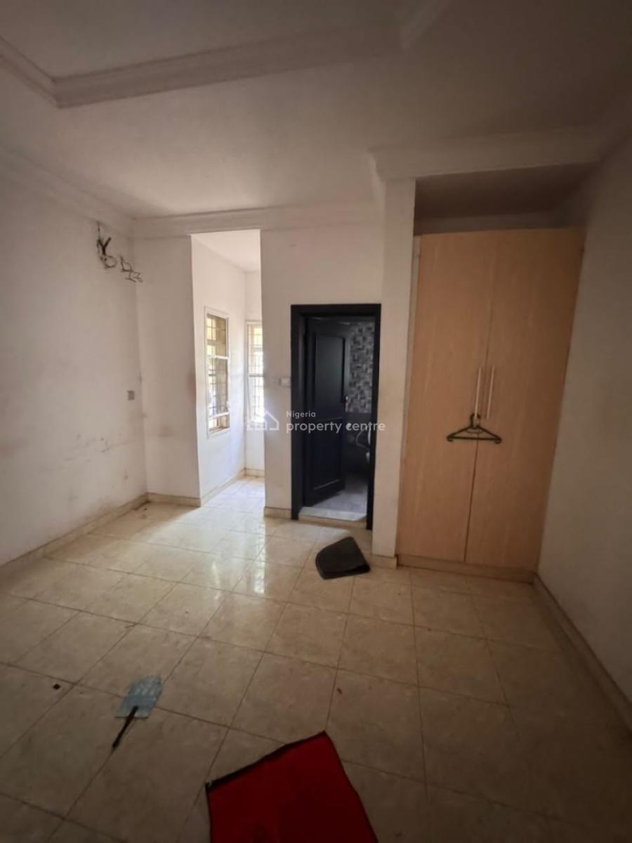 a Room Shared Apartment, Off Orchid Roundabout, Eleganza, Lekki, Lagos, Self Contain (single Rooms) for Rent