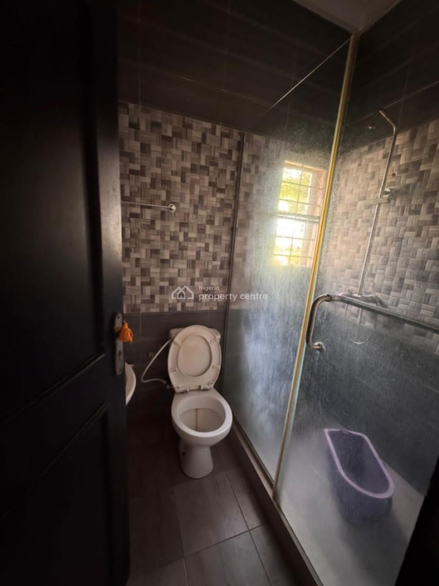 a Room Shared Apartment, Off Orchid Roundabout, Eleganza, Lekki, Lagos, Self Contain (single Rooms) for Rent