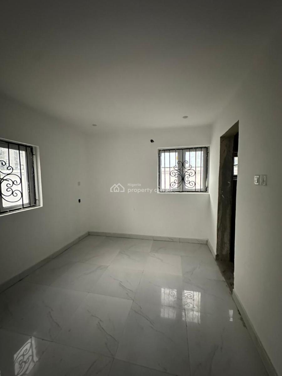 3 Bedroom Duplex, Lekki Phase 1, Lekki, Lagos, Terraced Duplex for Rent