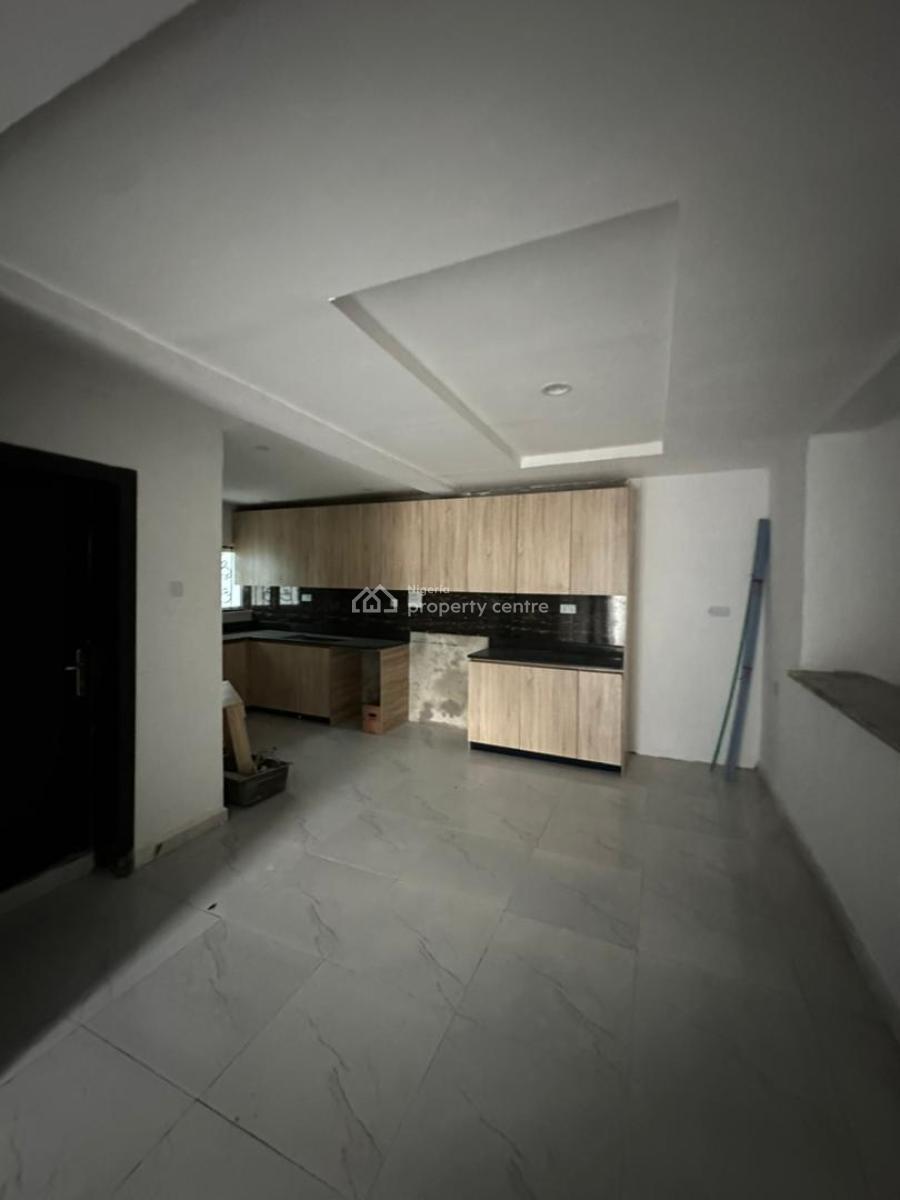 3 Bedroom Duplex, Lekki Phase 1, Lekki, Lagos, Terraced Duplex for Rent