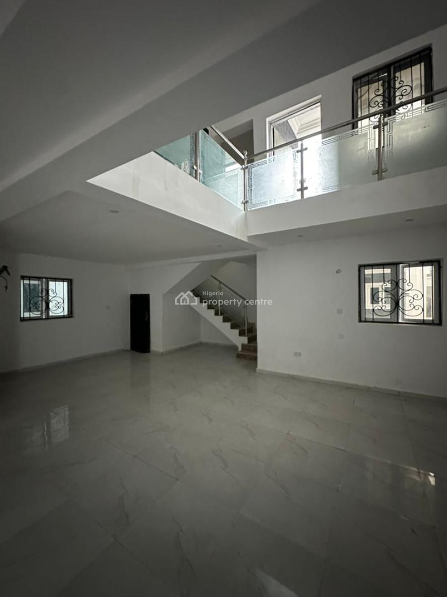 3 Bedroom Duplex, Lekki Phase 1, Lekki, Lagos, Terraced Duplex for Rent