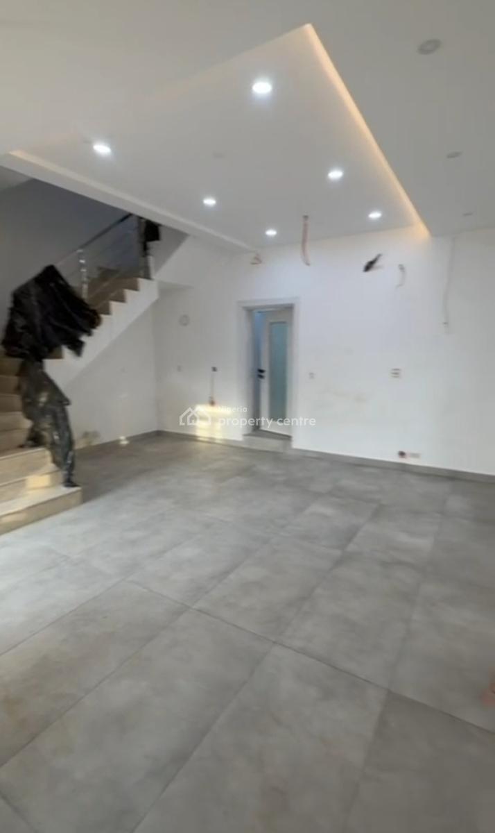 Luxury 4 Bedroom with Bq, Guzape District, Abuja, Detached Duplex for Rent