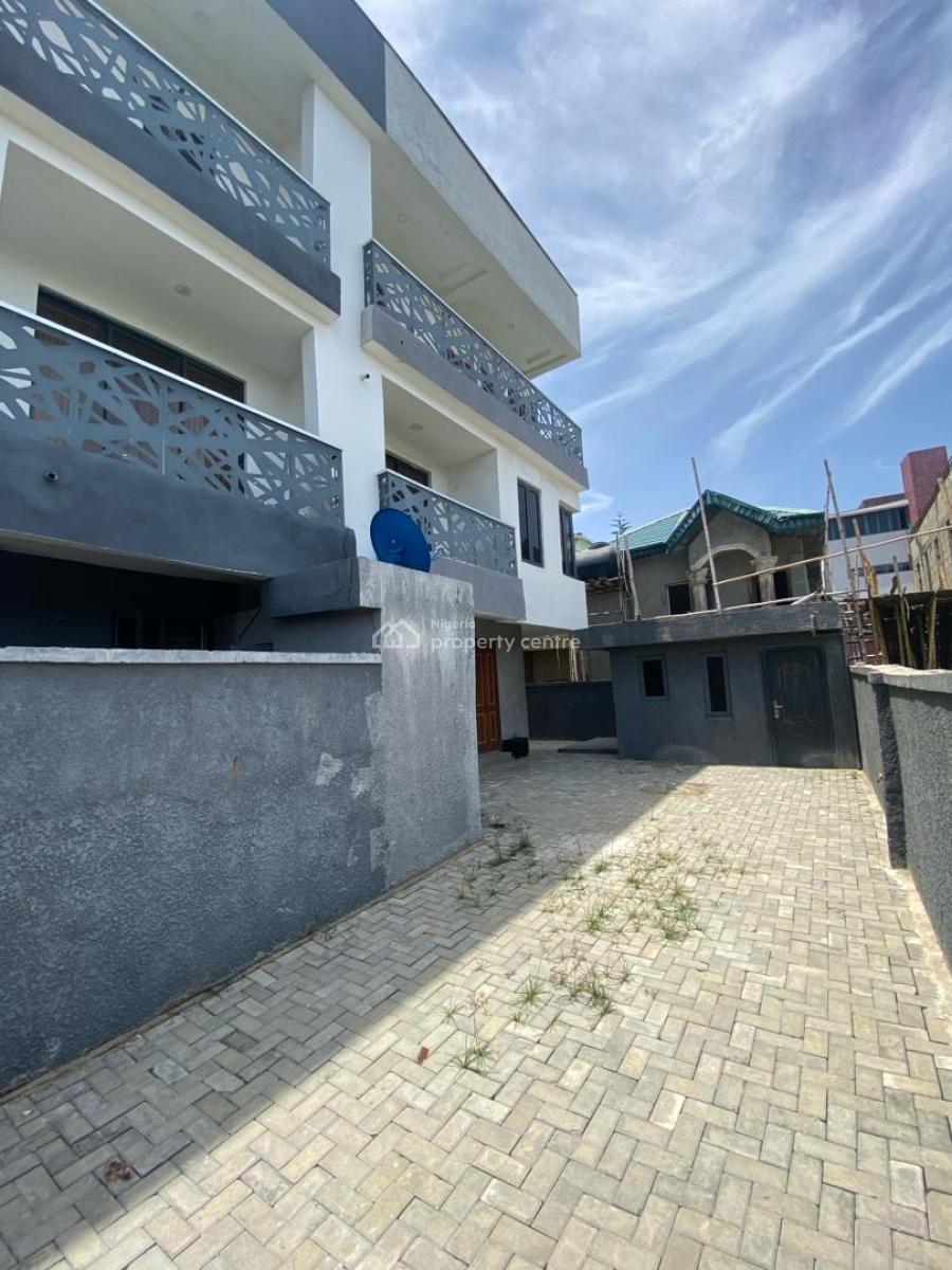 5 Bedroom Semi Detached Duplex with 2 Bqs, Atlantic View Estate, By Alpha Beach, Ologolo, Lekki, Lagos, Semi-detached Duplex for Rent