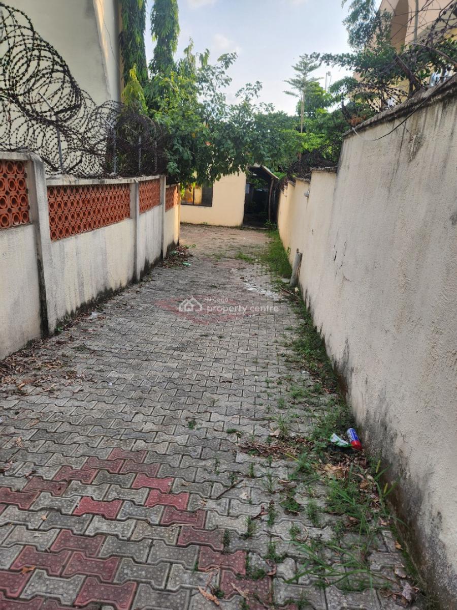 Fully Detached 2 Bedroom Bungalow, Gatedoffice/residence, Wuse Zone( Tarred Rd), Wuse, Abuja, Detached Bungalow for Rent