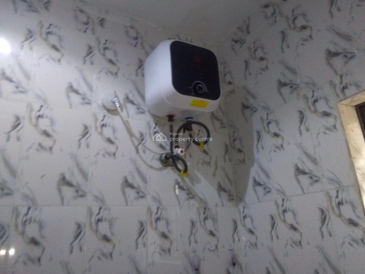 Spacious Luxury 1 Bedroom Flat with Excellent Features, Muniru Estate, Ogombo, Ajah, Lagos, Mini Flat (room and Parlour) for Rent