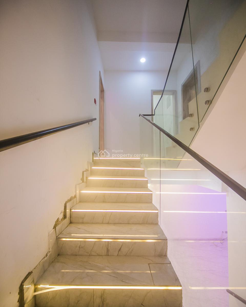 5 Bedroom Duplex, Osapa, Lekki, Lagos, Terraced Duplex for Sale