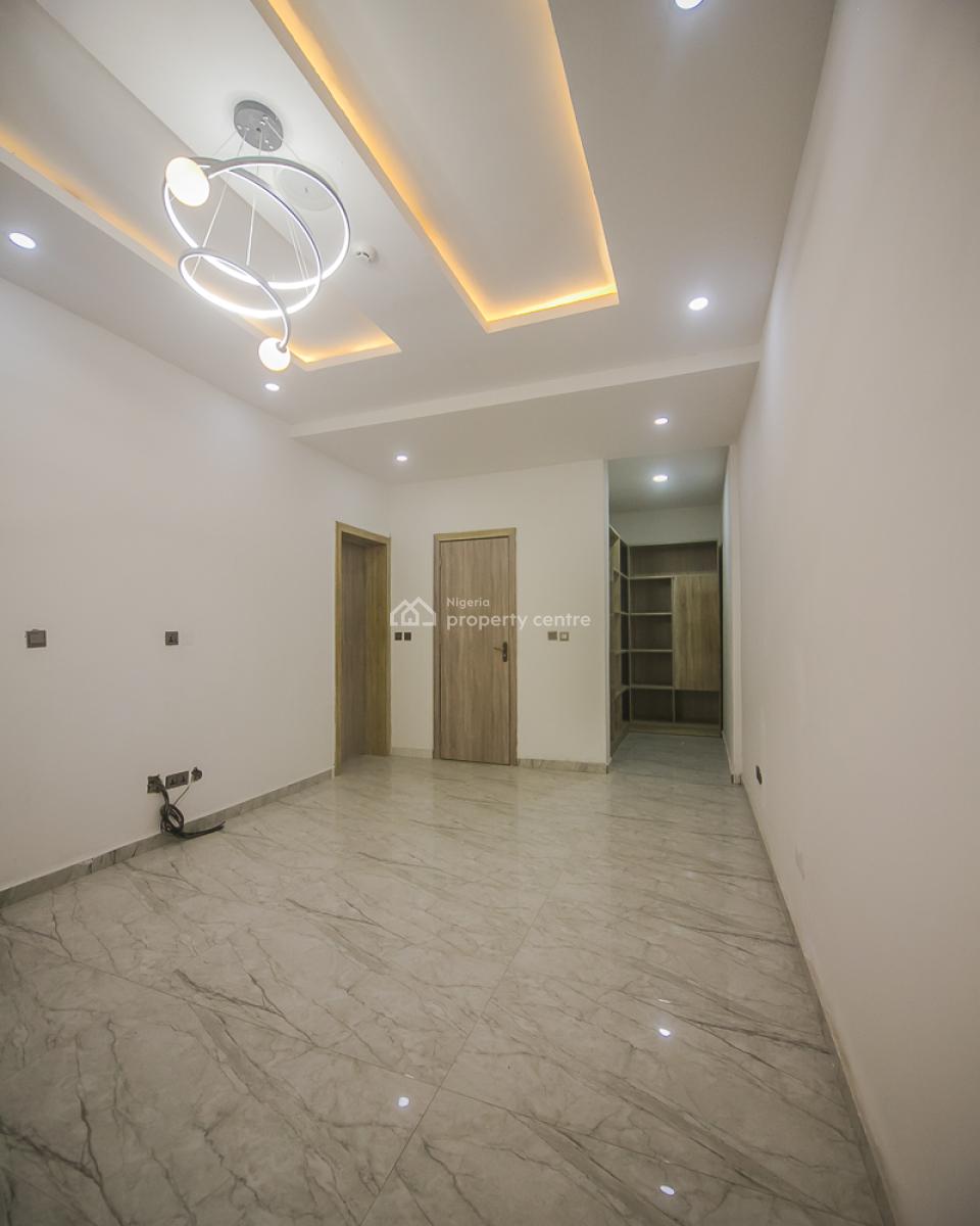 5 Bedroom Duplex, Osapa, Lekki, Lagos, Terraced Duplex for Sale