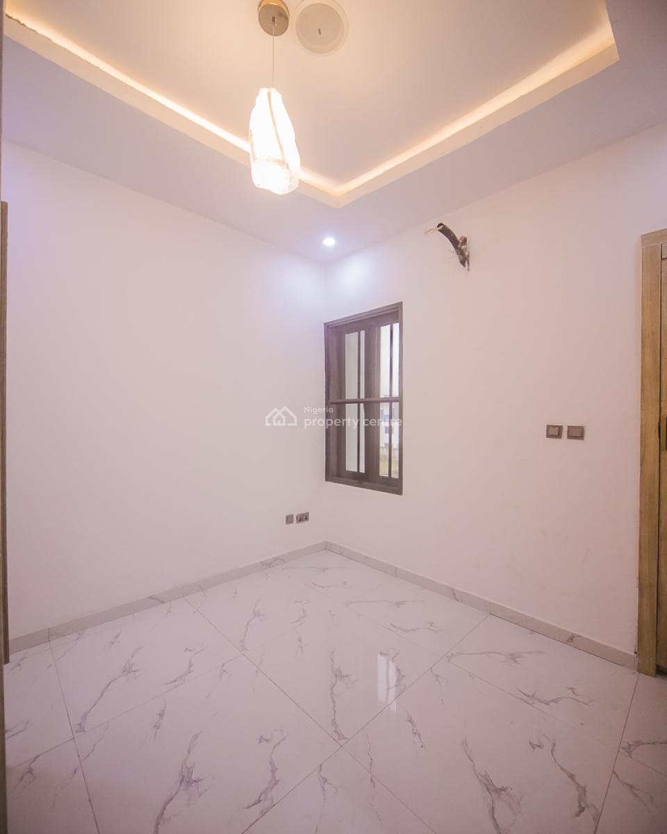 5 Bedroom Duplex, Osapa, Lekki, Lagos, Terraced Duplex for Sale