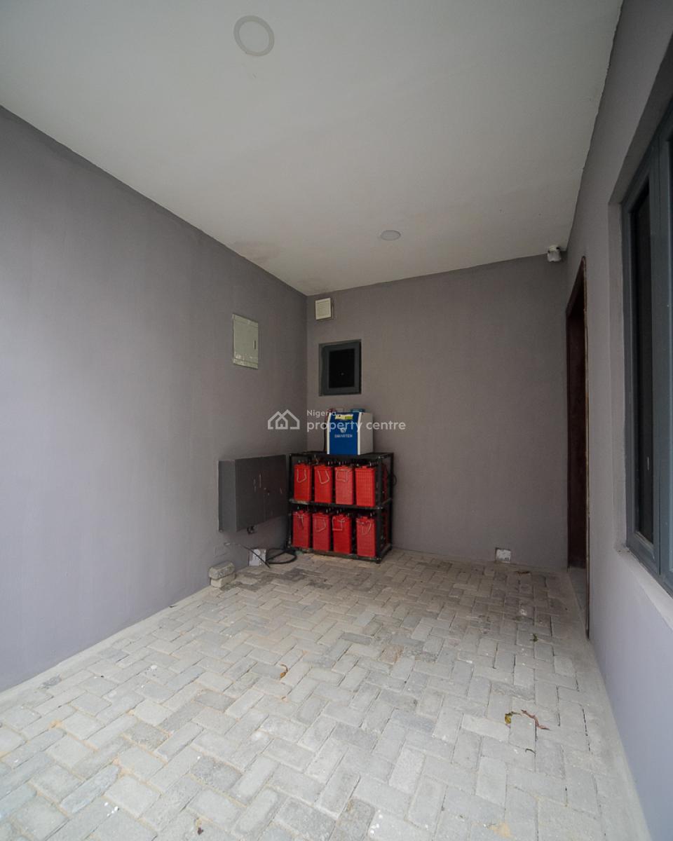 5 Bedroom Duplex, Osapa, Lekki, Lagos, Terraced Duplex for Sale